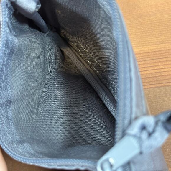 Vera Bradley Carbon Gray Zip Id Case - Picture 6 of 6